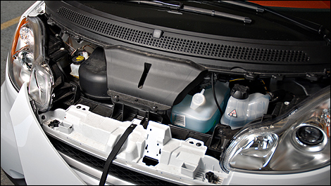 http://www.auto123.com/ArtImages/101924/2008-smart-fortwo-coupe-i02.jpg
