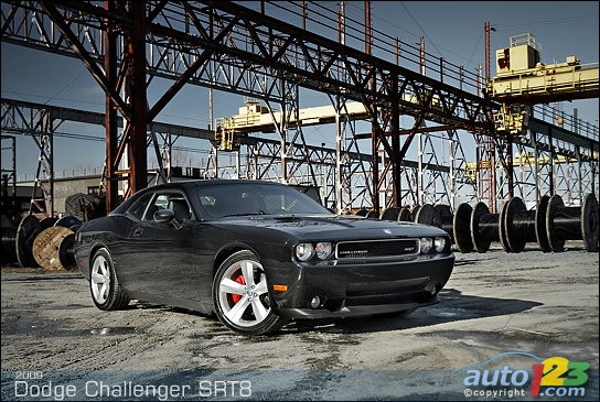 Dodge Challenger SRT8 2009 : essai routier