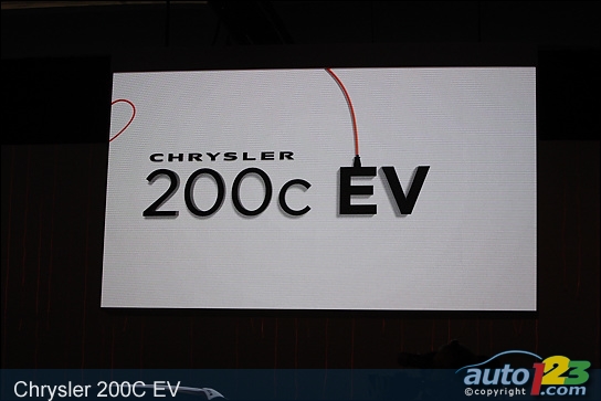 Chrysler expose sa future voiture �lectrique de s�rie au Salon de Detroit