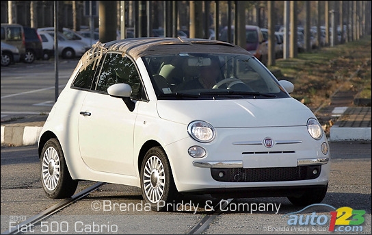 2010 Fiat 500 Cabrio closer to America