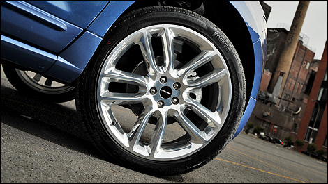 ford edge 2009. 2009 Ford Edge Sport Review
