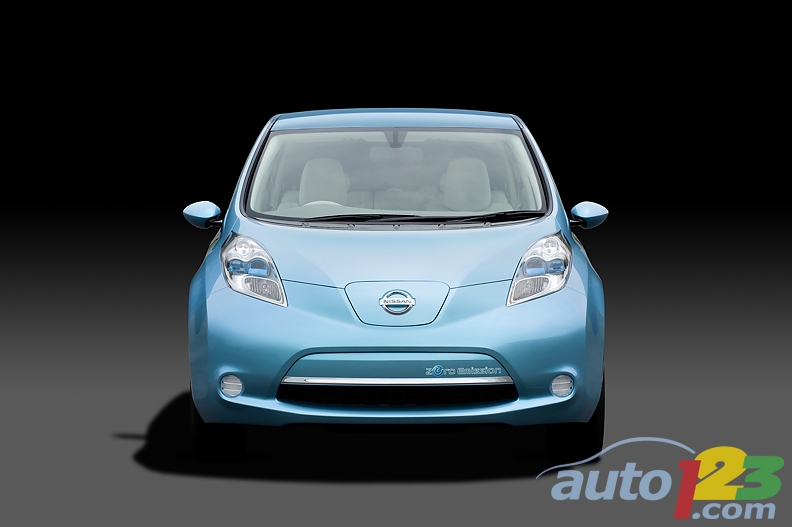 Nissan LEAF 2010 : aper�u