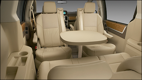 Chrysler Town And Country 2010 Photos. 2010 Chrysler Town amp; Country