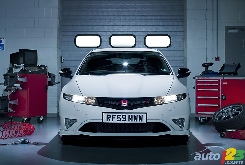 Honda (19 photos). Honda UK announces limited edition Civic type R Mugen 200