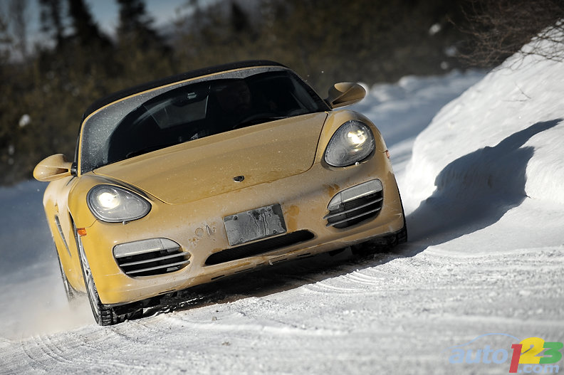 http://www.auto123.com/ArtImages/116084/2010-porsche-winter-test-012.jpg
