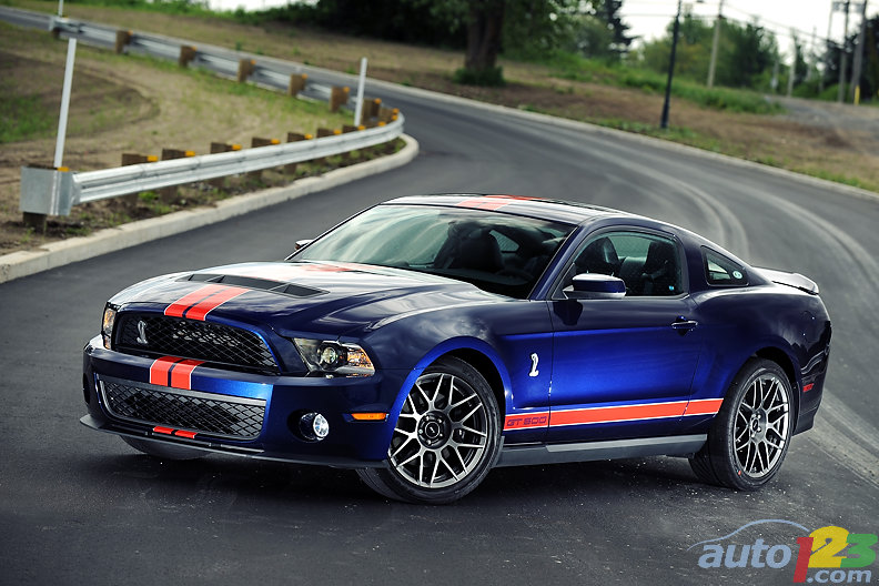 2011 Ford Mustang Shelby GT500 Review Close