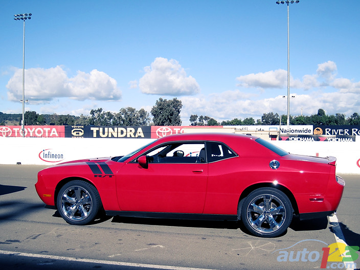 2011 Dodge Challenger Photos Auto123