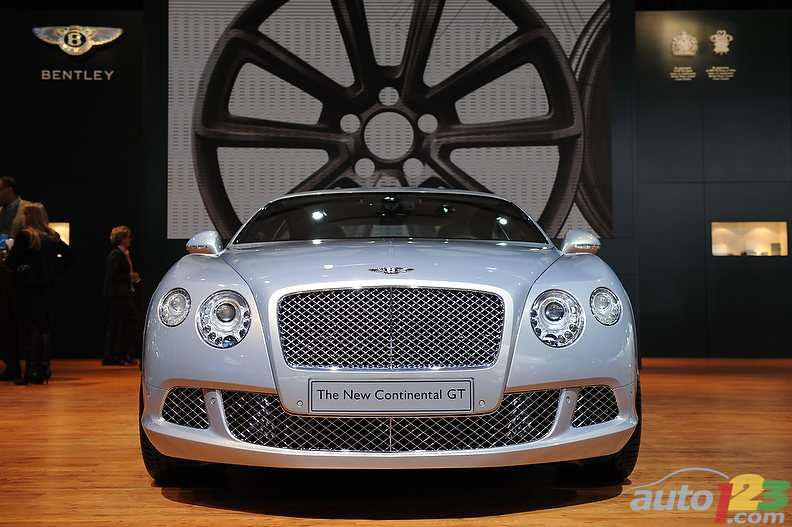 Détroit 2011 : La Continental GT 2012 retravaillée de Bentley Détroit 2011 : La Continental GT 2012 retravaillée de Bentley