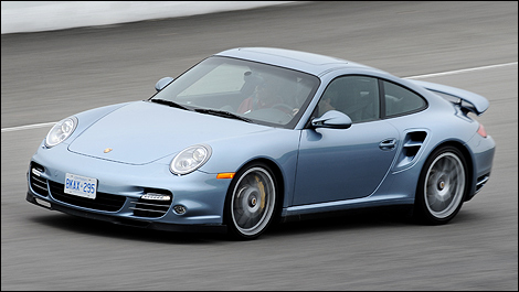 2011 Porsche 911 Turbo S Review video Editor's Review Page 1 Auto123 