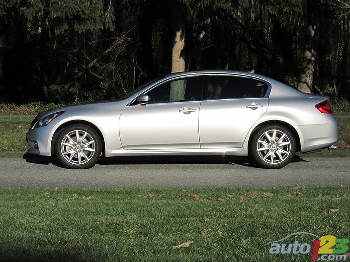 2011 Infiniti G37x Sport AWD Review 2011 Infiniti G37x Sport AWD Review