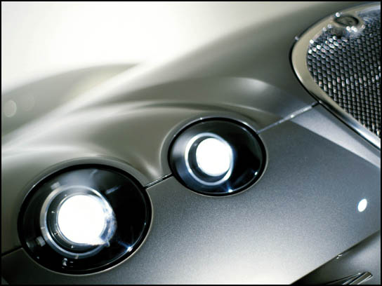 JAGUAR PR�SENTERA LA VOITURE CONCEPT COUP� R � FRANCFORT
