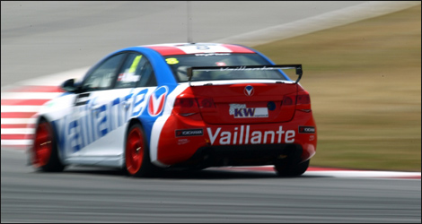 Alain Menu as Michel Vaillant for the weekend (Photo: FIA WTCC.com)