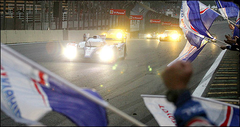 WEC Toyota Hybrid TS030