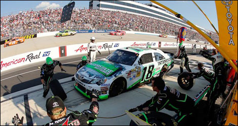 NASCAR Kyle Busch Dover