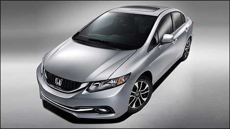 2013 Honda Civic front 3/4 view