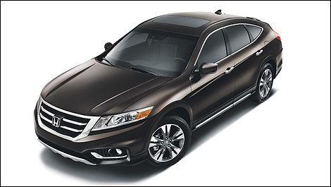 2013 Honda Crosstour front 3/4 view