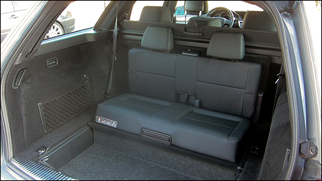 2012 Mercedes-Benz E 350 4MATIC Wagon rear seat