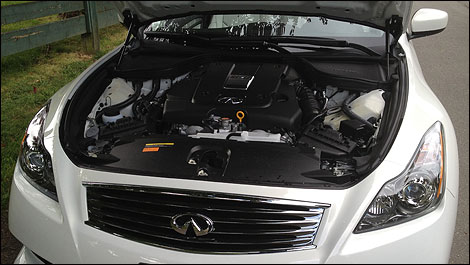 2013 Infiniti IPL Convertible engine