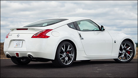 2013 Nissan 370Z rear side view