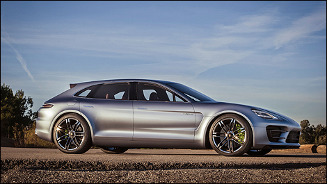 Porsche Panamera Sport Turismo Concept side view