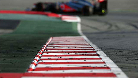 F1 Pirelli bullets track