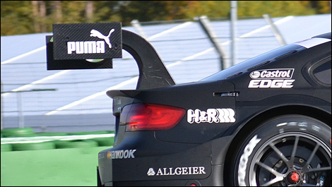 Aileron arrière fixe de la BMW M3.