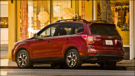 2014 Subaru Forester rear 3/4 view