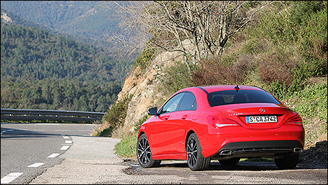 Mercedes-Benz Classe CLA 2014 vue 3/4 arrière