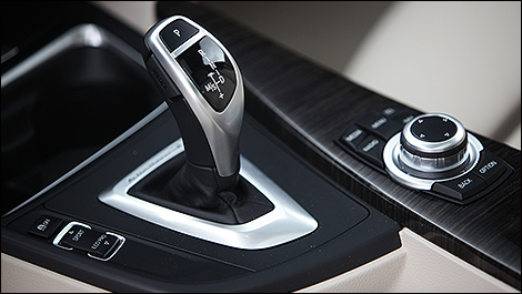 2013 BMW ActiveHybrid 3 inside