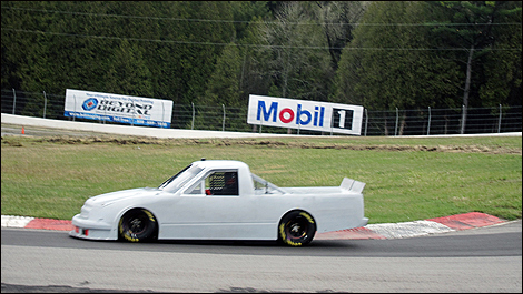 NASCAR Truck race Canadian Tire Motorsport Park