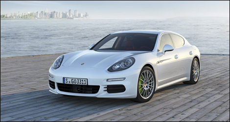 2014 Porsche Panamera S E-Hybrid
