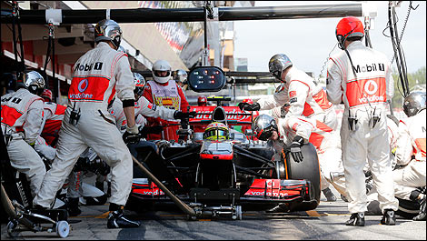 F1 McLaren pitstop Sergio Perez