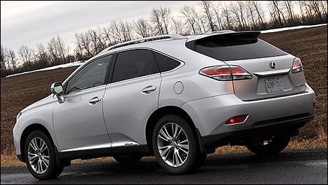 2013 Lexus RX 450h rear 3/4 view