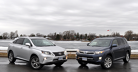 2013 Toyota Highlander Hybrid / Lexus RX450h comparison test 2013 Toyota Highlander Hybrid / Lexus RX450h comparison test