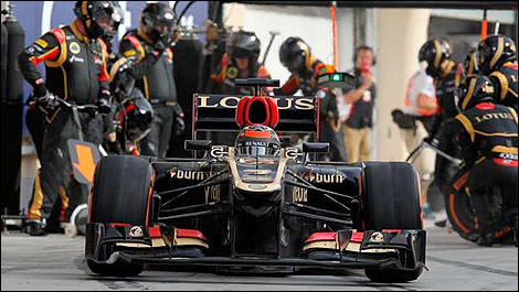 F1 Lotus pitstop