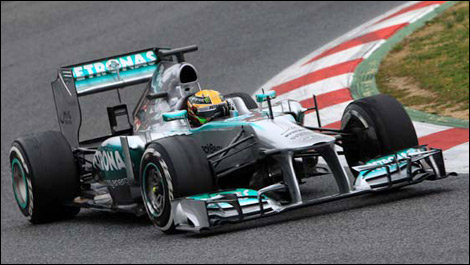 Lewis Hamilton, Mercedes AMG F1 Team, Pirelli