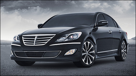 2013 Hyundai Genesis Sedan 3/4 view