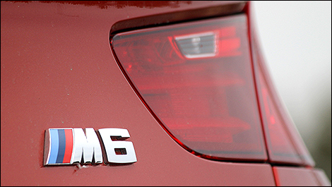 2013 BMW M6 Coupe logo details