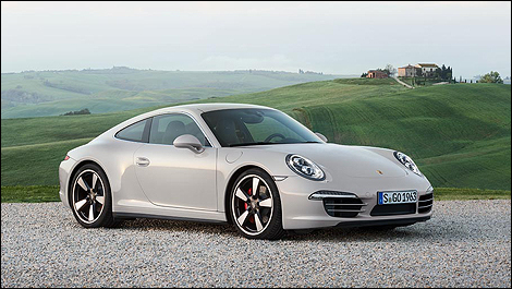 Porsche 911 50e anniversaire front 3/4 view