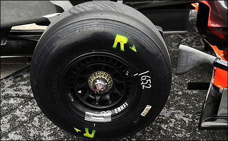 F1 McLaren Pirelli tire