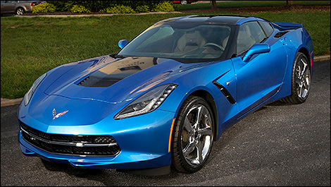 2014 Chevrolet Corvette Stingray Premiere edition 3/4 view