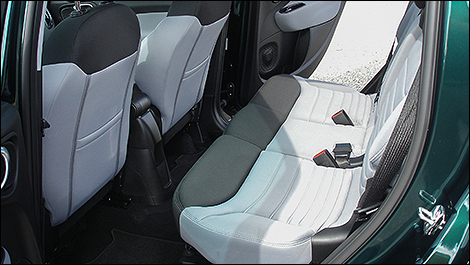 2014 Fiat 500L rear seats