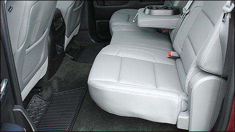 2014 GMC Sierra 1500 rear seats