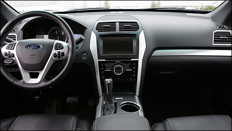 2013 Ford Explorer Sport interior