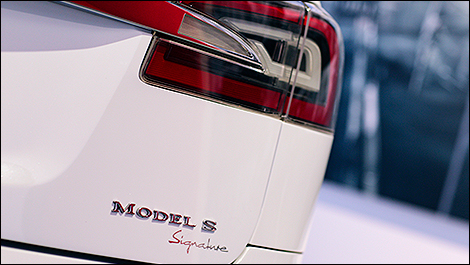 2012 Tesla Model S logo