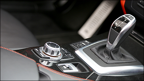 2014 BMW Z4 sDrive35i shifter