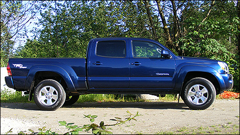 2007 Toyota Tacoma side view