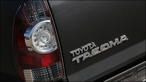 2013 Toyota Tacoma 4x4 Double Cab Limited logo