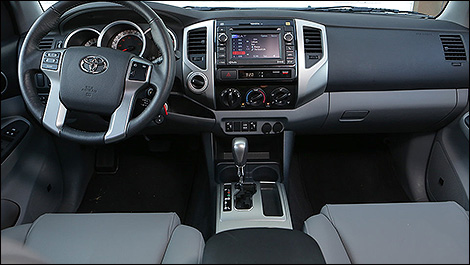 2013 Toyota Tacoma 4x4 Double Cab Limited driver's cockpit
