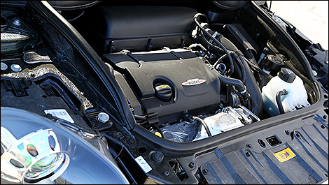 2013 MINI John Cooper Works Countryman ALL4 engine